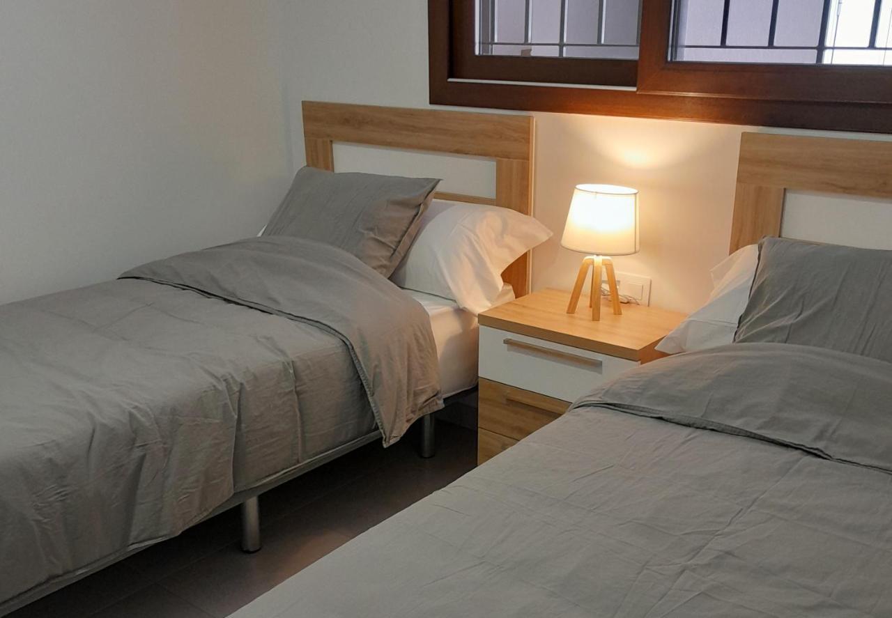 Shuske Apartman Pulpí Kültér fotó